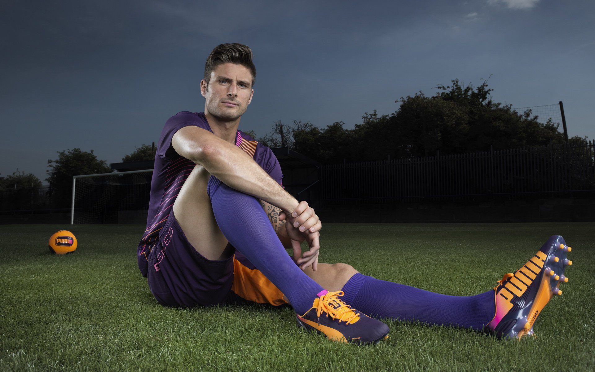 梅州客家保级前景一片光明！半场连追2球，力保积分领先海牛，梅州客家队最新消息